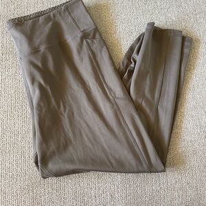 Victoria’s Secret Essential Leggings